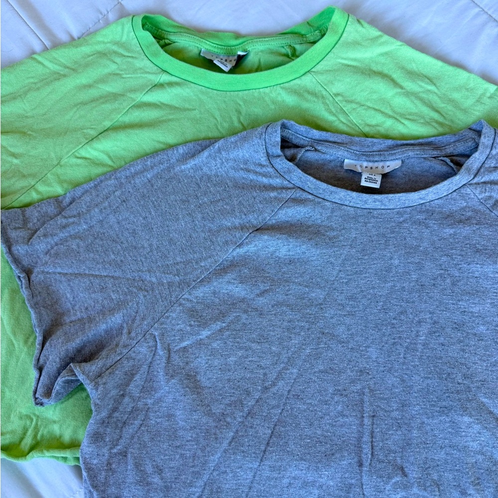 2 top shop cropped tees🩶💚